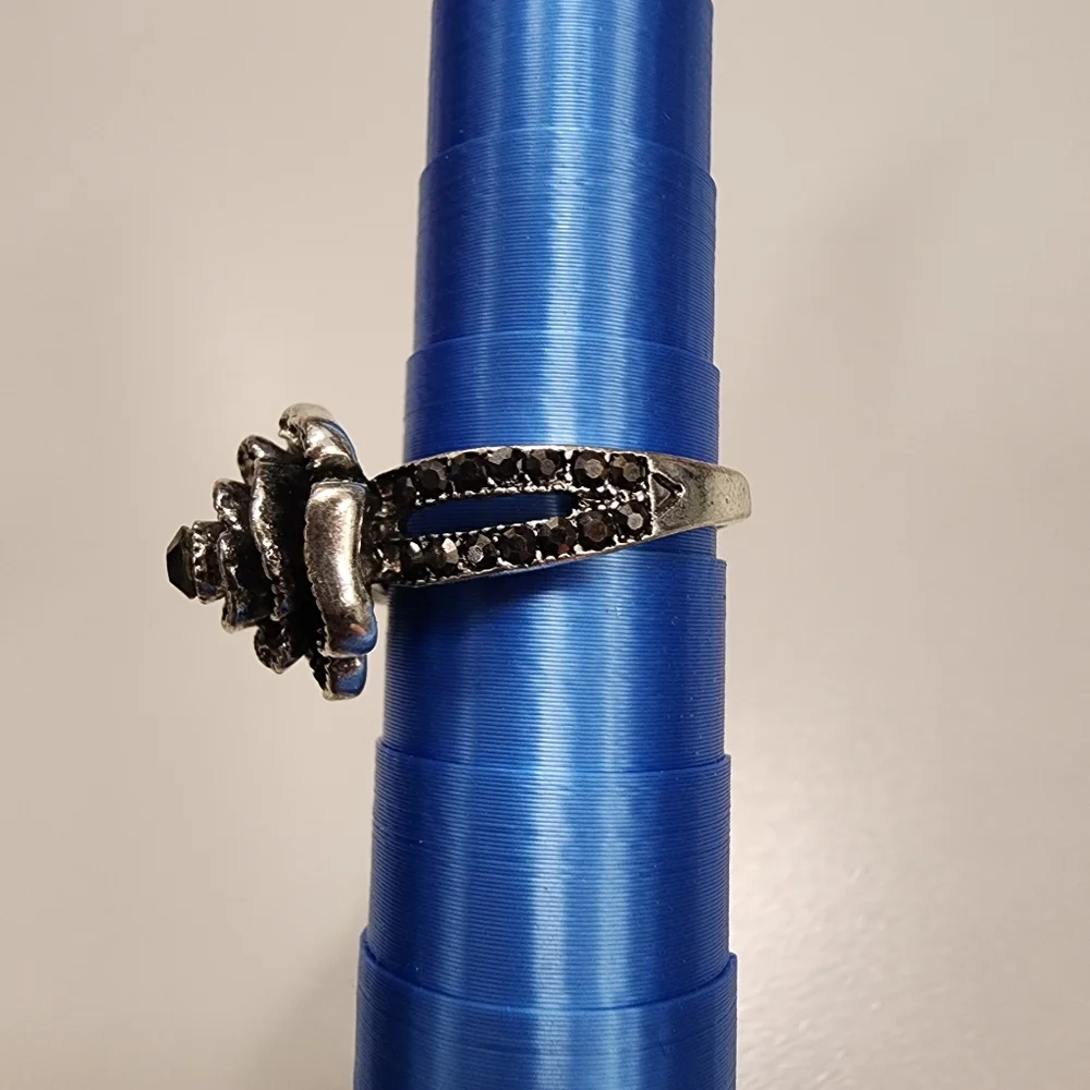 Sz 8 Gothic Black Rose Flower Ring Black Rhinestone Cocktail Statement Feminine